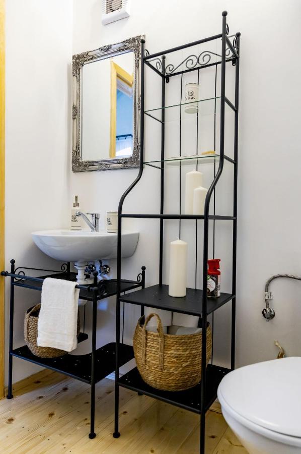 Apartman Charlotte V Dome So Studnou Na Streche Banska Stiavnica Ngoại thất bức ảnh